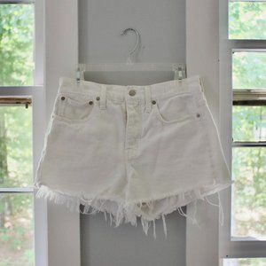 LIKE NEW Madewell Relaxed Denim Shorts | White | Size 25